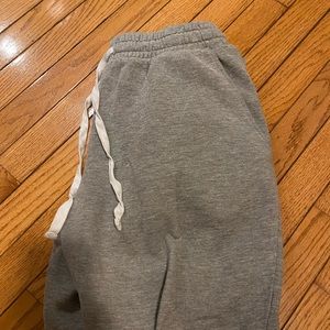 Forever 21 Sweatpants- size L